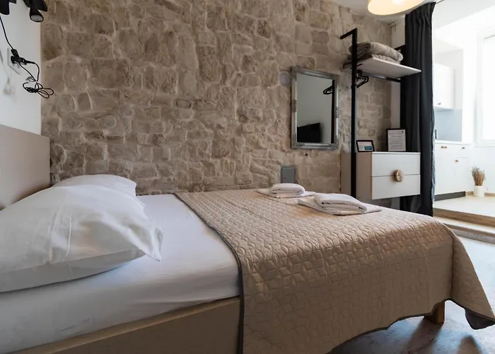 Center 게스트하우스 3*