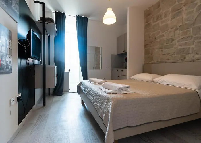 Center 게스트하우스