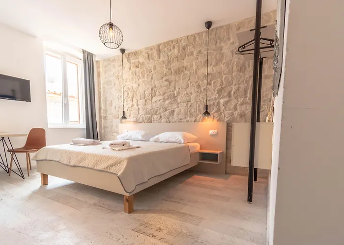 Center 게스트하우스 3*