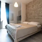 Guest house Studio Apartments - Pula City Center 3*