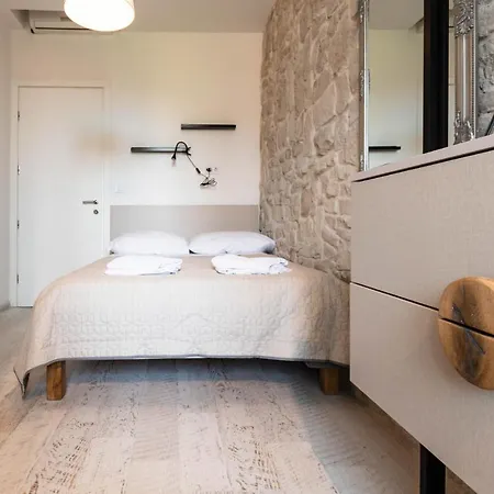 L&B City Center Studios Apartments
