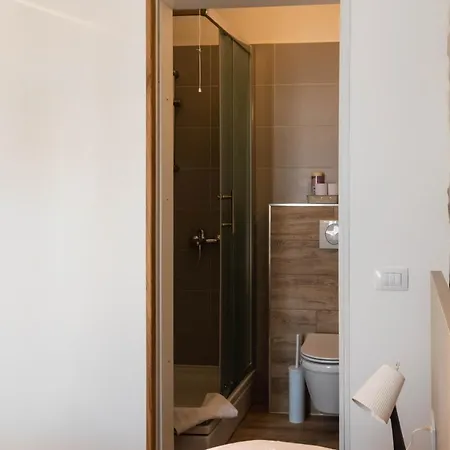 Guest house L&B City Center Studios Apartments