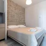 - Center Гостевой дом 3*