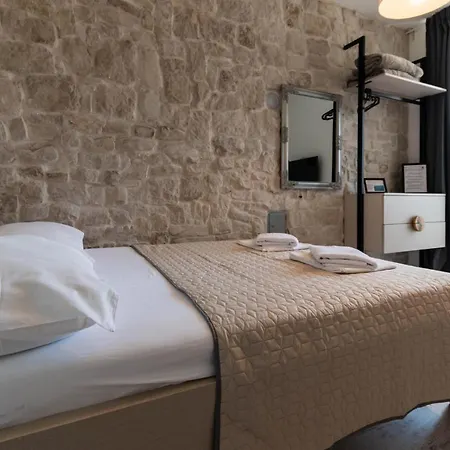 Center Studios Apartments Pula Gasthof 3*