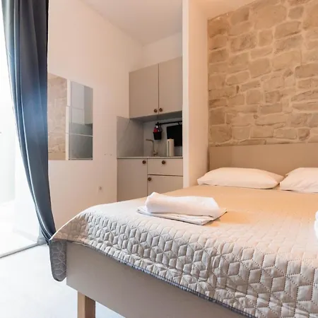 Center Studios Apartments Pula Gasthof