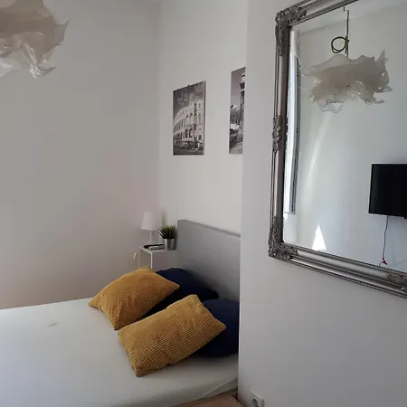 Gasthof Center Studios Apartments Pula Pula