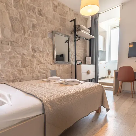 Center Studios Apartments Pula Gasthof Pula