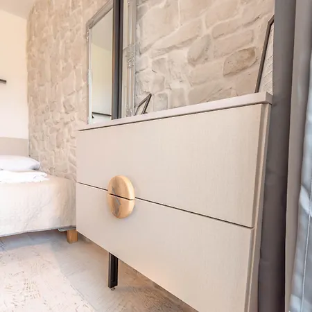 Studio Apartments - Pula City Center Guest house 3*