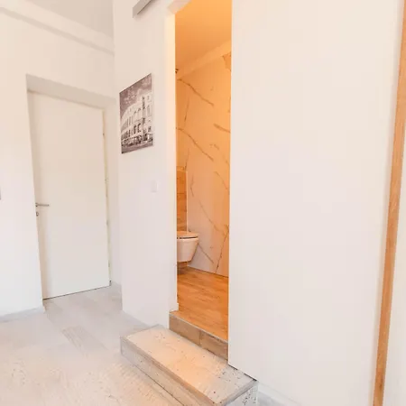 Center Studios Apartments Pula Gasthof 3*