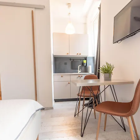 Center Studios Apartments Pula 3* Pula