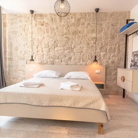 Studio Apartments - Pula City Center Guest house Pula