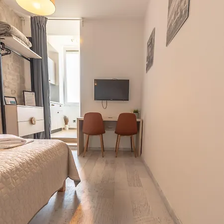 Center Studios Apartments Pula Gasthof 3*