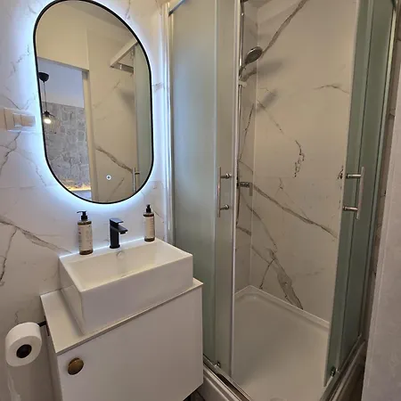 Studio Apartments - Pula City Center Guest house 3*